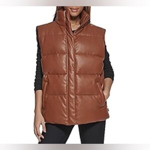 Levi's Womens Vegan Leather Puffer Vest Camel Size Small Snap Closure Pockets